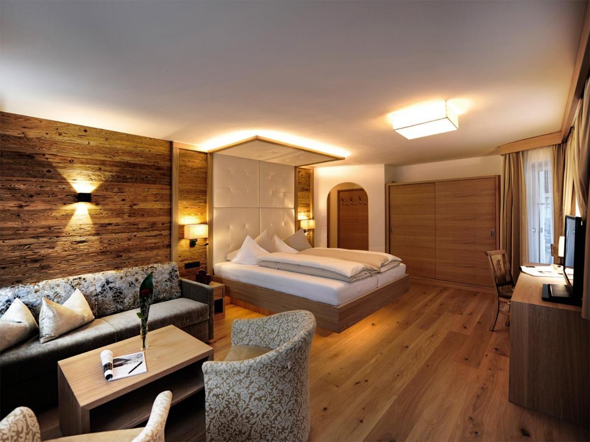 Salnerhof Superior Lifestyle Resort Ischgl Oda fotoğraf