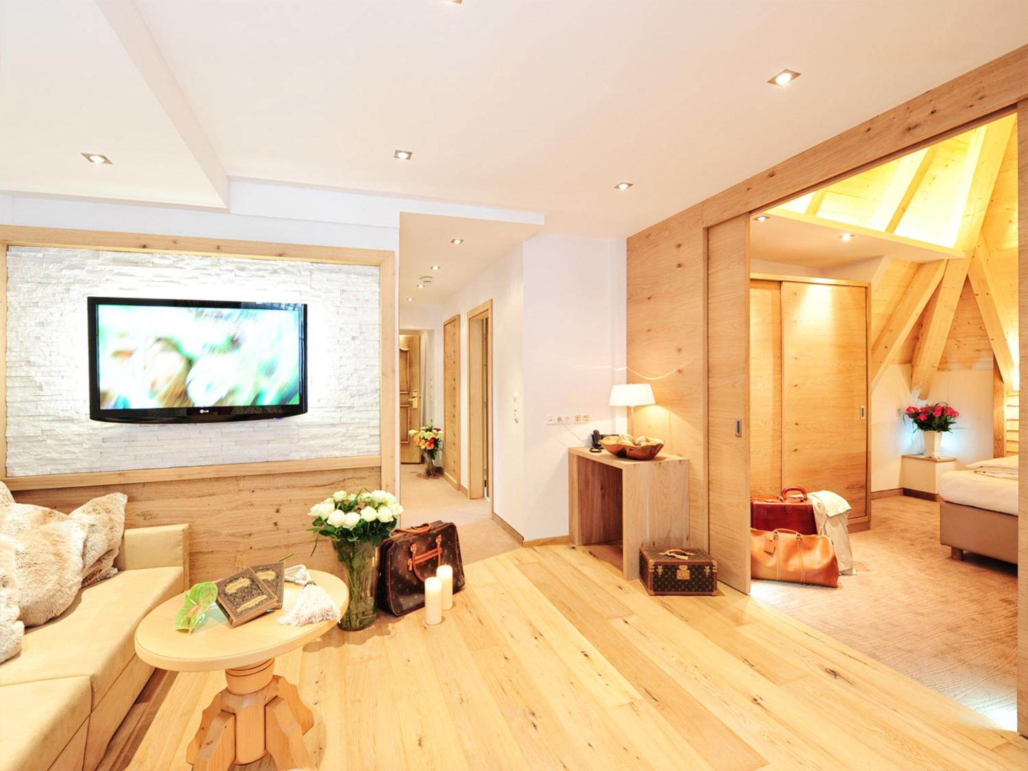 Salnerhof Superior Lifestyle Resort Ischgl Oda fotoğraf