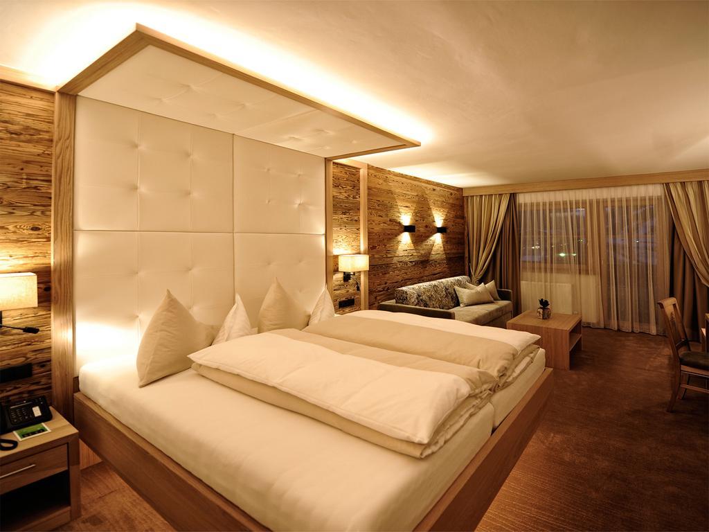 Salnerhof Superior Lifestyle Resort Ischgl Dış mekan fotoğraf